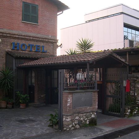 Hotel Fidene Рим Экстерьер фото