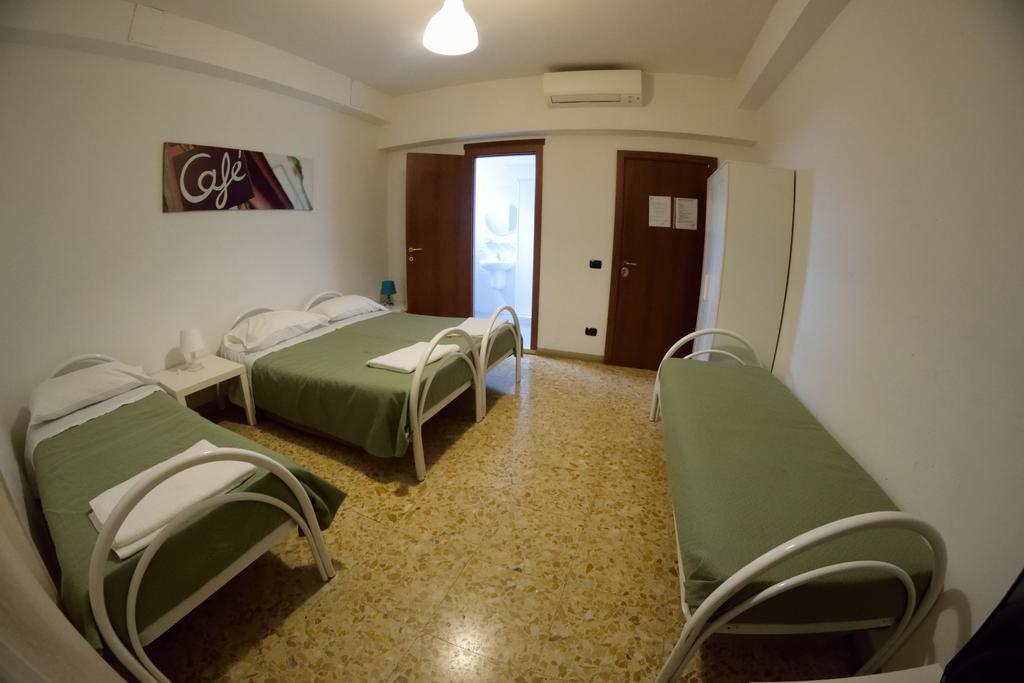 Hotel Fidene Рим Экстерьер фото