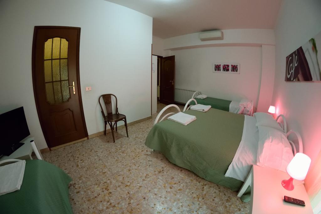 Hotel Fidene Рим Экстерьер фото