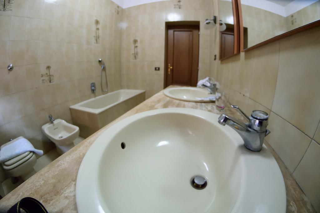 Hotel Fidene Рим Экстерьер фото